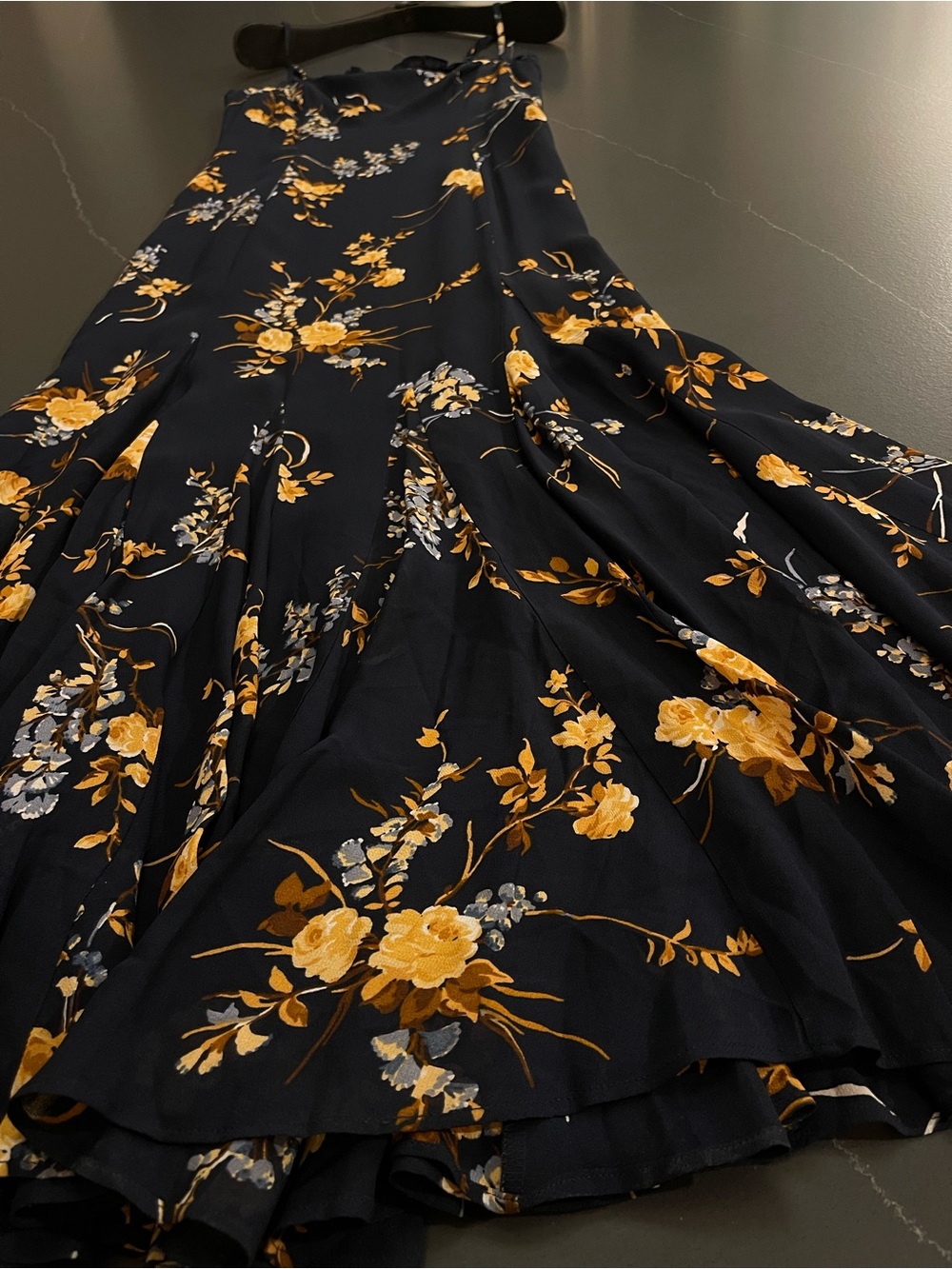 NEW REFORMATION Lilibet Dress in Navy Size 12 - Picture 10 of 13